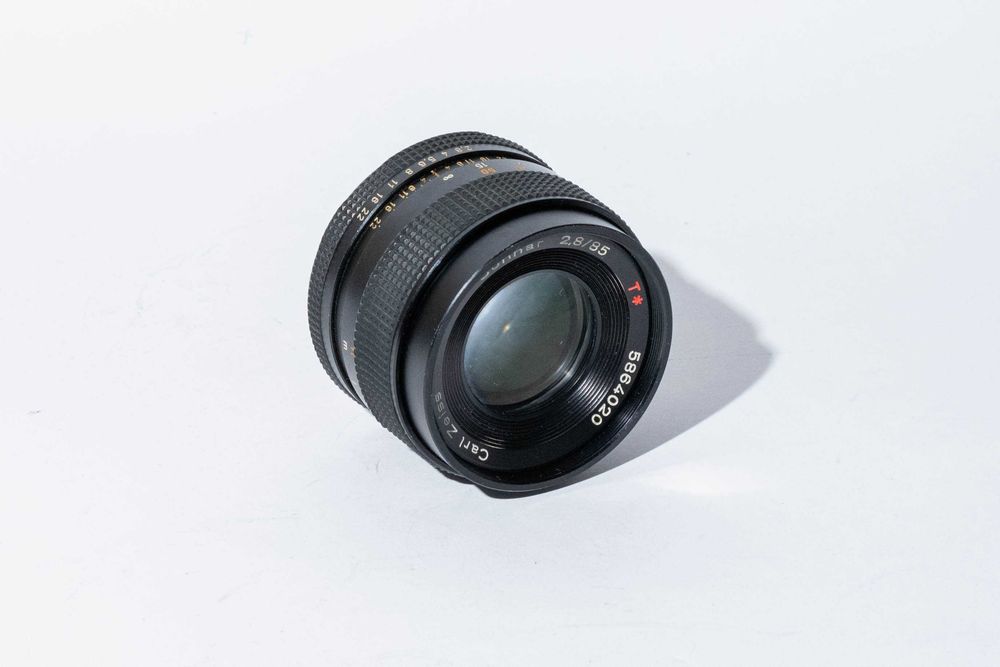 Carl Zeiss Sonnar 85mm f/2.8 Contax