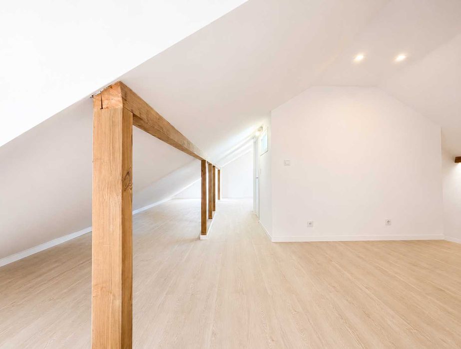 T1 Loft totalmente renovado | Vista Rio Tejo | Cruz Quebrada-Dafundo (Lisboa)
