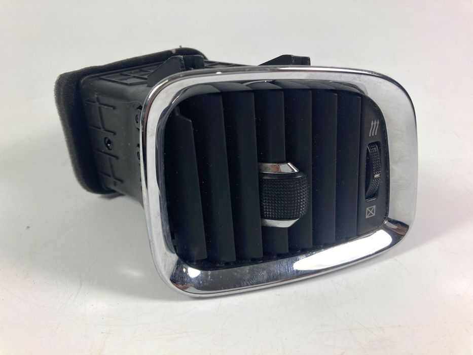 Dodge Durango 2014-20 kratka nawiewu deski rozdzielczej