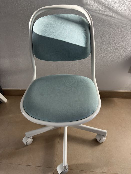Cadeira p/ secretária criança modelo ikea Orfjall