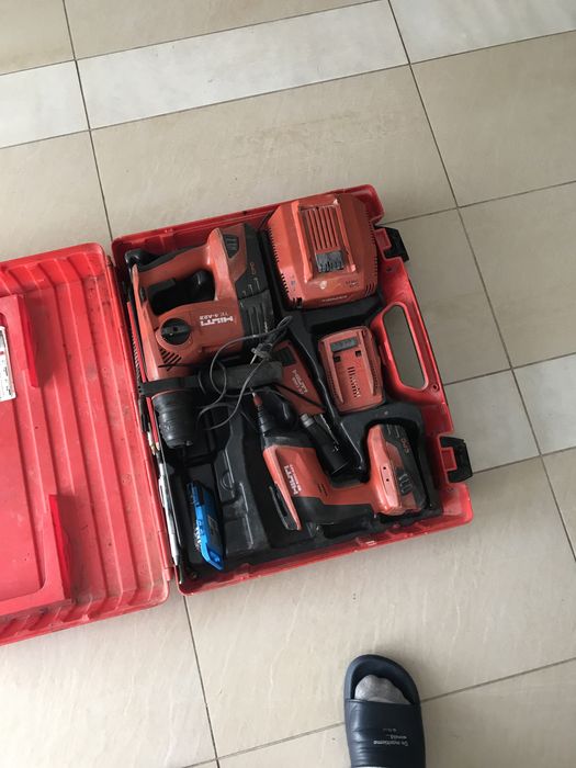 Wiertarka wkretarka magazynek  hilti