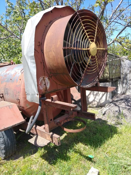 Опрыскиватель садовый