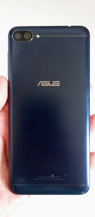 Smartphone ASUS ZenFone 4 Max Dual Sim.