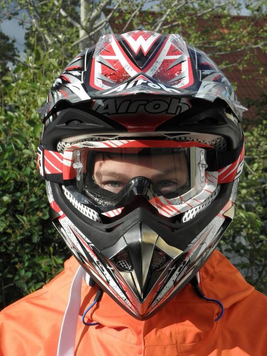 Цифрова камера Olympus SP590UZ