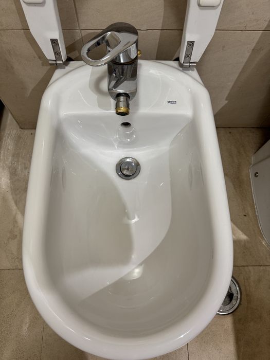 Bidé branco Roca
