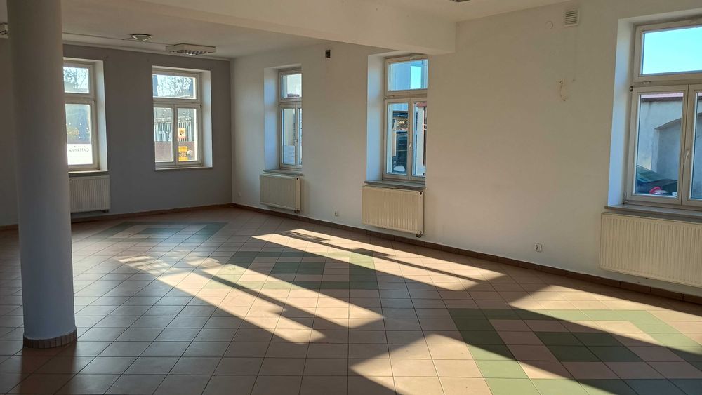 Lokal na wynajem - centrum - Biała Podlaska, duży i jasny