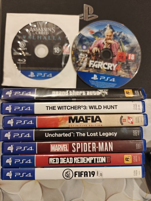 PlayStation 4 PRO jak nowe  oraz 9  super ciekawych gier
