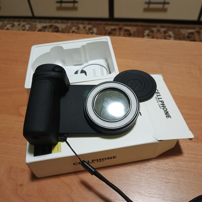 Магнитный держатель для селфи