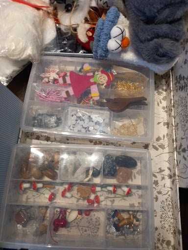 Vendo material p/ lembranças e bricolage