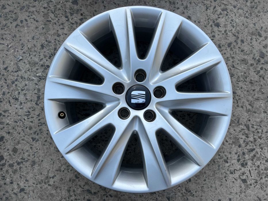 Оригінальні диски VW R17 5/112 7J ET43   Audi VW  Skoda Seat