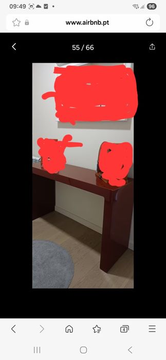 Movel de entrada bordô com brilho em bom estado.