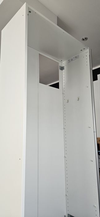Obudowa i 6 półek  pax 75x35x236 białe