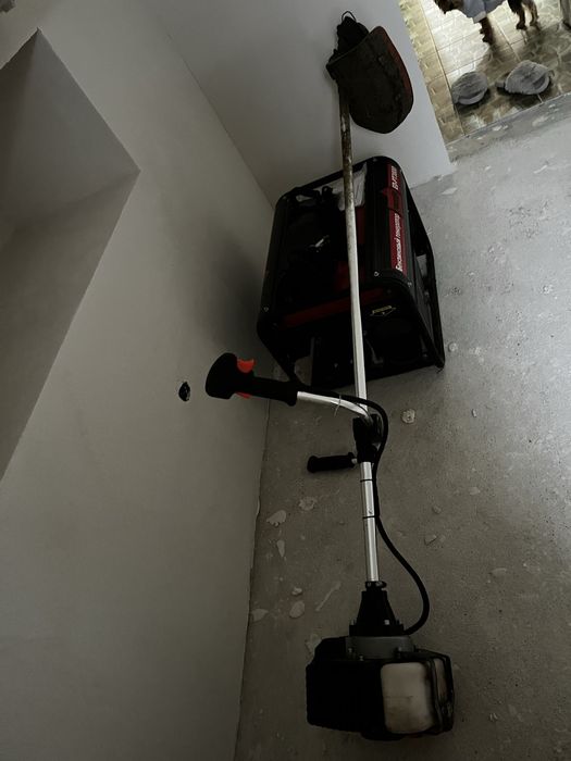 Бензотример, мотокоса, бензокоса