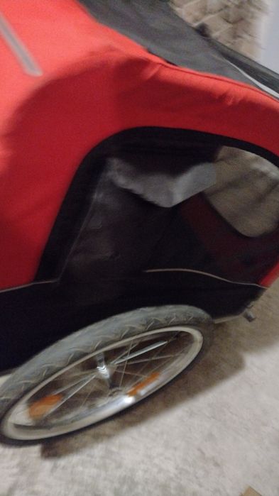 Przyczepka rowerowa dla psa