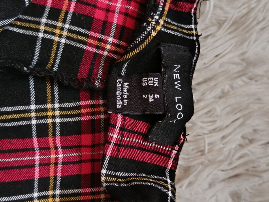 Legginsy New Look r. 34 (XS) – krata, elastyczne, wysoki komfort, suwa