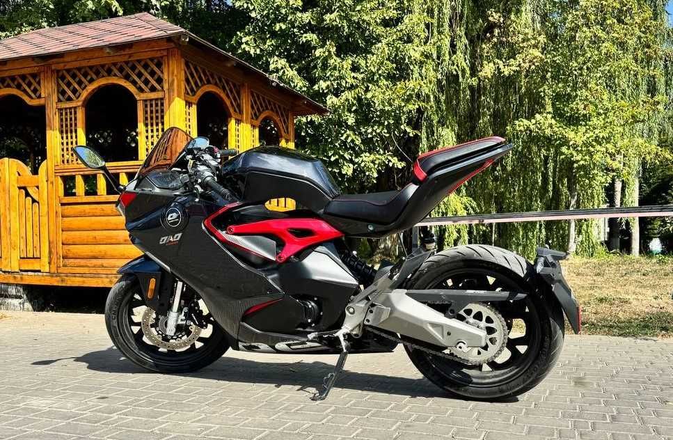 Електро мотоцикл QJMoto. Спорт байк 5000W