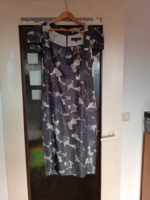 Sukienka jedwabna Laura Guidi