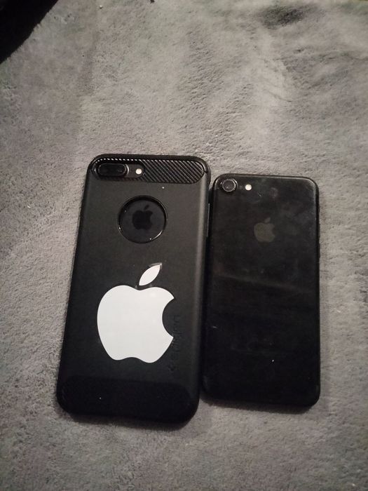 Продам айфон 7 заблокируван