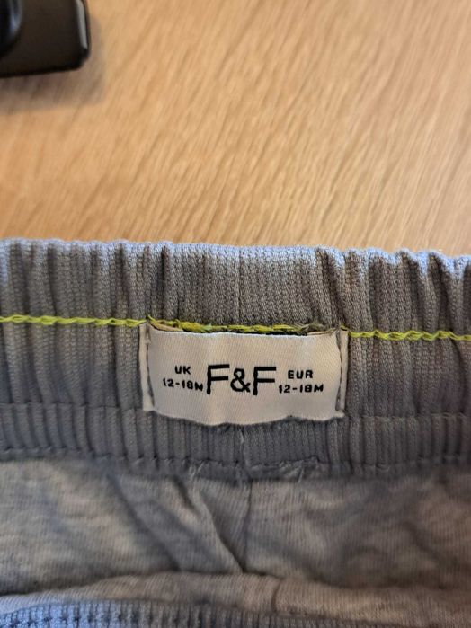 Spodnie dżinsowe dziecięce F&F