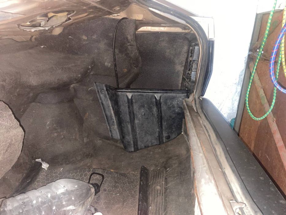 Карман в багажный отсек b2 80 90 coupe