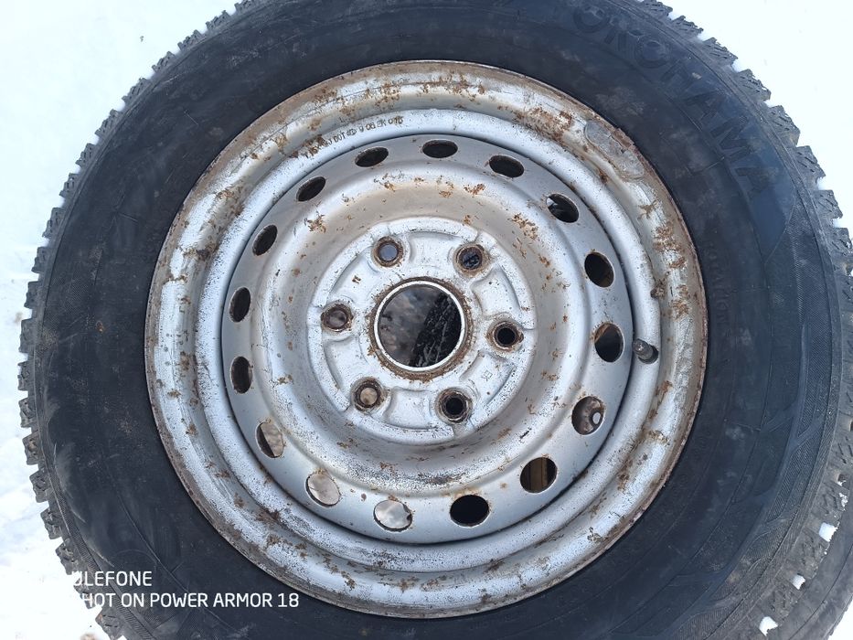 TOYOTA Hiace колёса