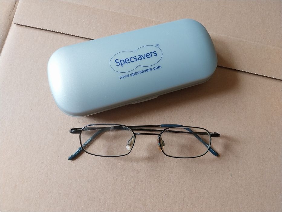 Okulary marki specavers