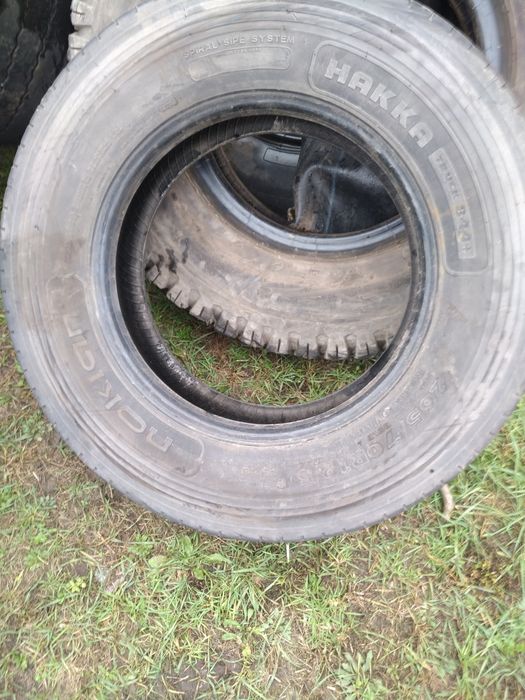 Opona 265/70 R 19.5 Nokian