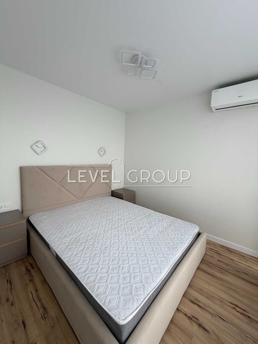 Продаж 1 кімнатної квартири (євродвушка) 42м2 в ЖК 4U, Святошинський район, вулиця Олега Мудрака, 1Б.