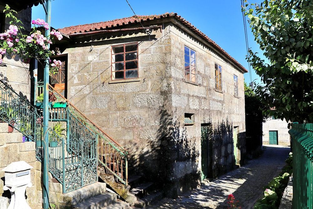 Moradia T4 para venda