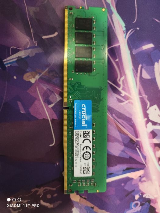 Продам оперативку ddr4 8gb 2133