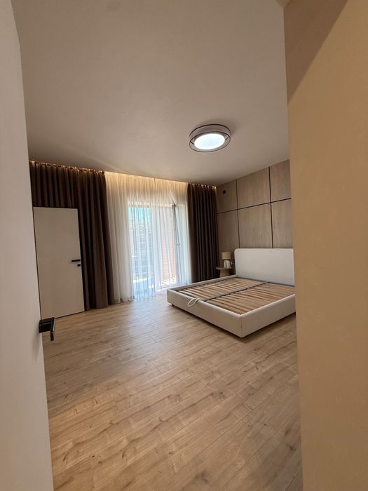 БУДИНОК 180 м² закрите котеджному  містечку біля лісу (Чайки)