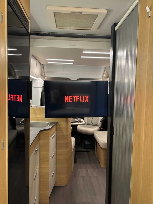 Wynajmę kampera półintegrę 5-os Adria Matrix 650 SC Axess