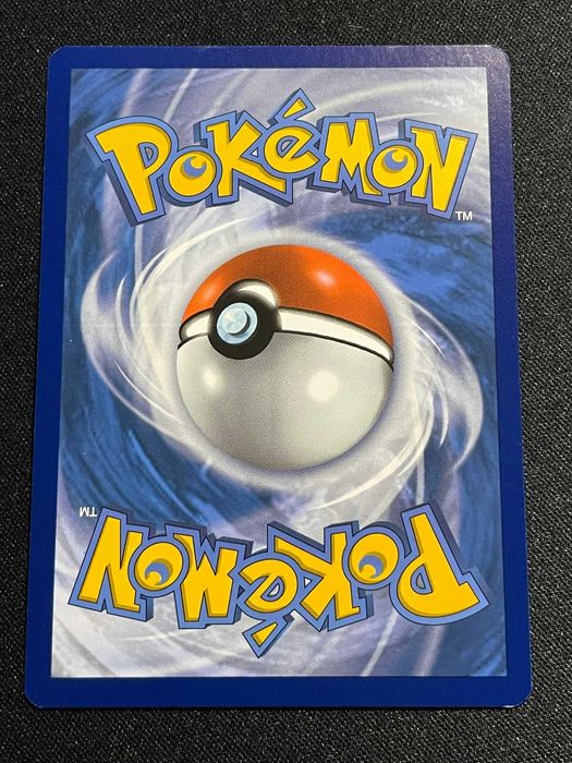 Carta Pokémon Regigigas SWSH247 Promo