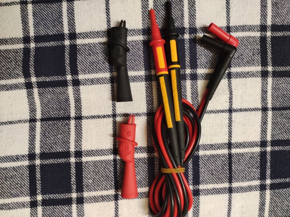 Токовые клещи Fluke