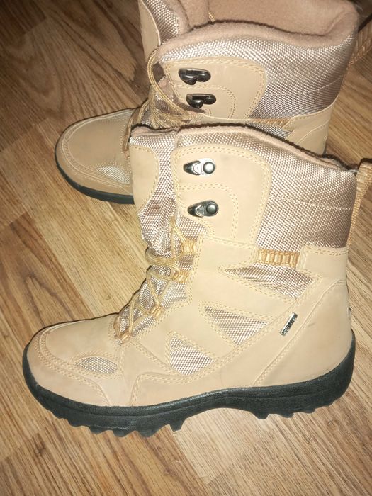 Кросівки    NIKE