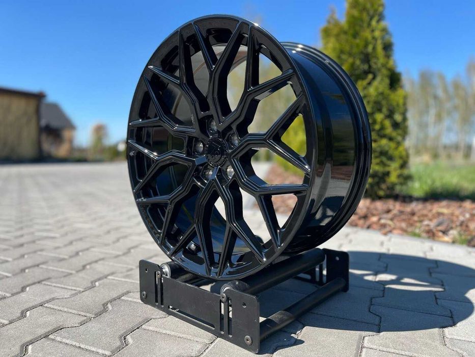 Felgi Seventy9 SV-K 19" 8,5J ET40 5x114,3 Black Glossy