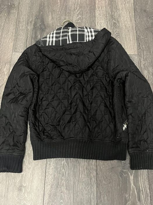 Продам ветровку Burberry