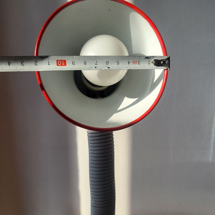 Lampka nocna lub na biurko