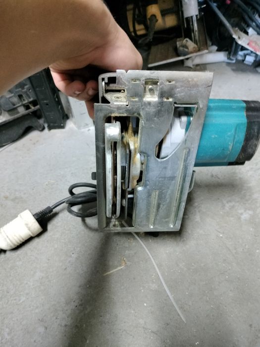 Pilarka tarczowa Black Decker sprawna