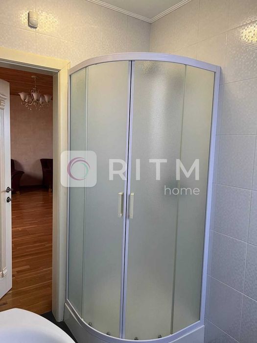 Здається в оренду просторий та затишний двоповерховий будинок