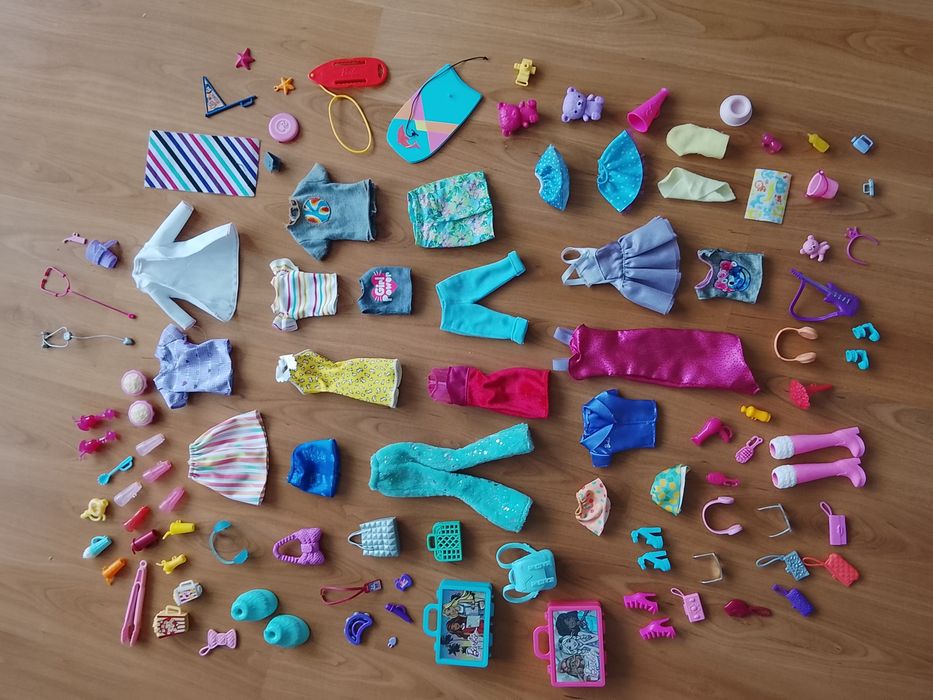 Одяг та аксесуари для Барбі, Кен,та сестрички Челсі бренд Barbie оригінал