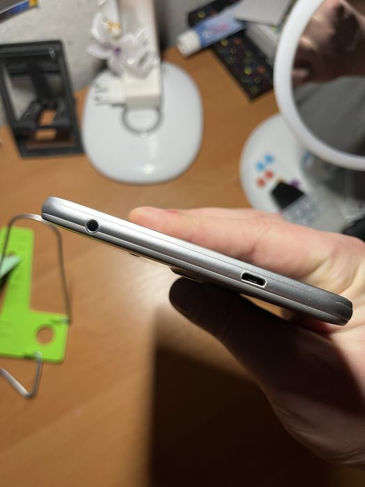 Планшет Samsung Tab A6