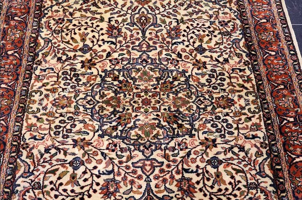 Tapete Persa SAROUGH, de Lã s/ Algodão com 177x128 cm (muito bonito)