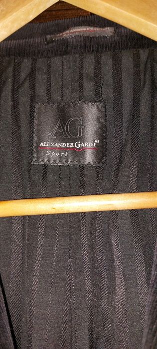 Продам чоловічий костюм ALEXANDER GARDI