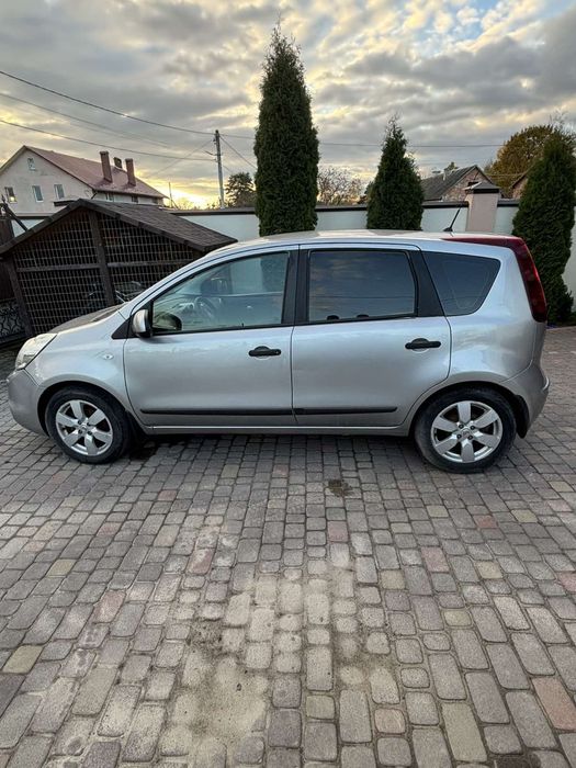 Продам  NISSAN NOTE 2011р.