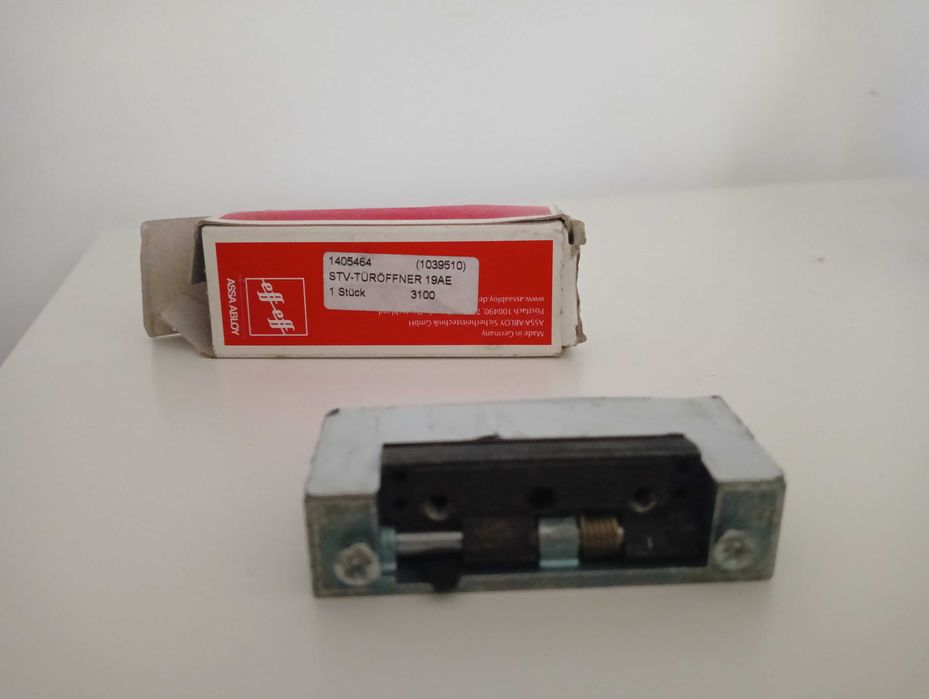 Elektrozaczep effeff 19AE