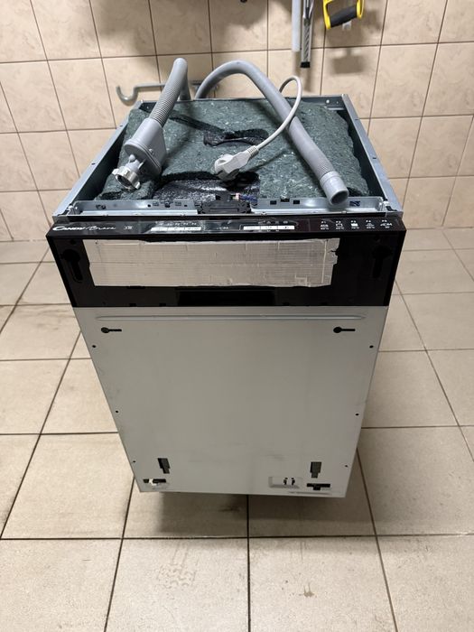 Zmywarka Candy Brava CDIH 2L1047 - uszkodzona