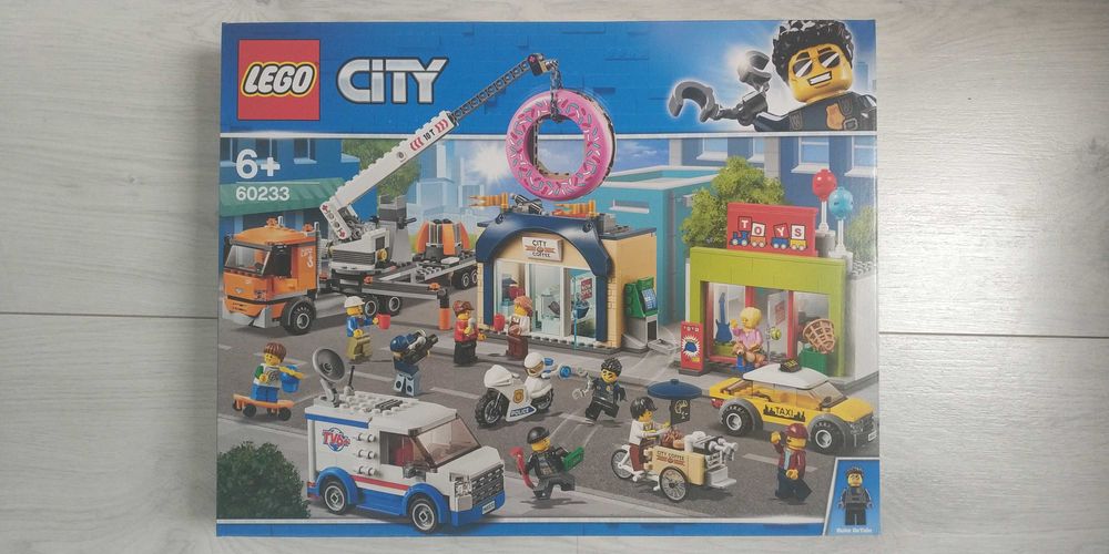 Lego City 60233 Otwarcie sklepu z pączkami