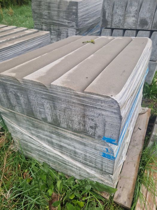 Obrzeża betonowe, krawężniki, oporniki