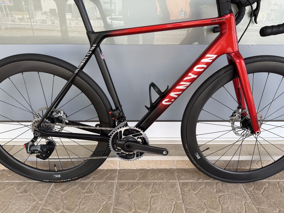 Bicicleta de estrada Canyon - Bem equipada!